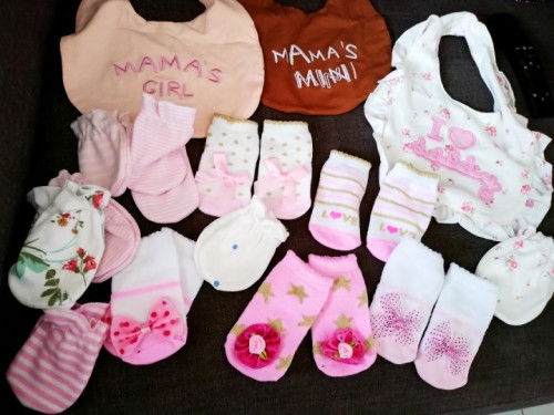 Mga masmh pahelp ako😘 BabyGirl name start with Letter G and middle is L?? 🥰😍 Tia.. Tiaaa... 🥰🥰