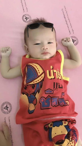 น้องไม่อ้วนเหมือนลูกคนอื่นเลยค่ะ น้องตัวเล็กมาก ตอนนี้น้องได้3-4เดือนแล้วค่ะ น้ำหนักแรกเกิด3100  เกิดจากอะไรค่ะ ทำไมน้องไม่จ้ำม้ำ