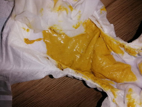 Poo baby 1 bulan 24 hari