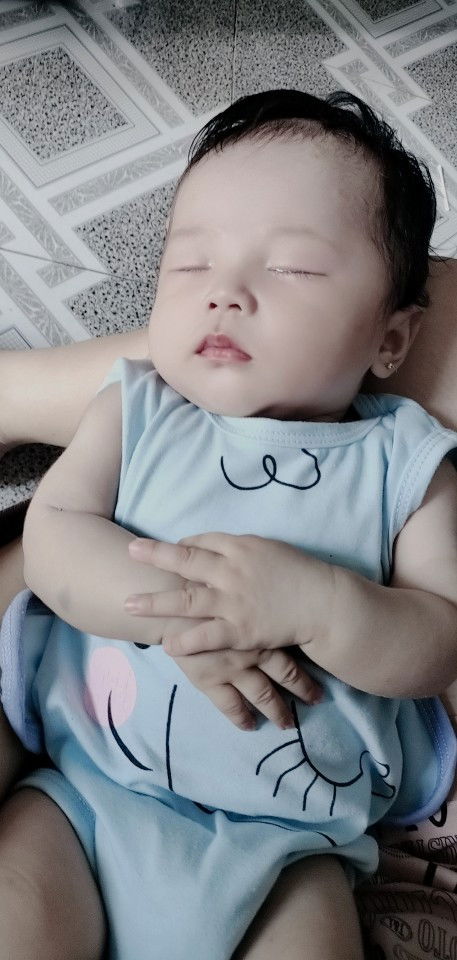 3 tháng sau sinh dùng máy hút sữa còn tác dụmg k?