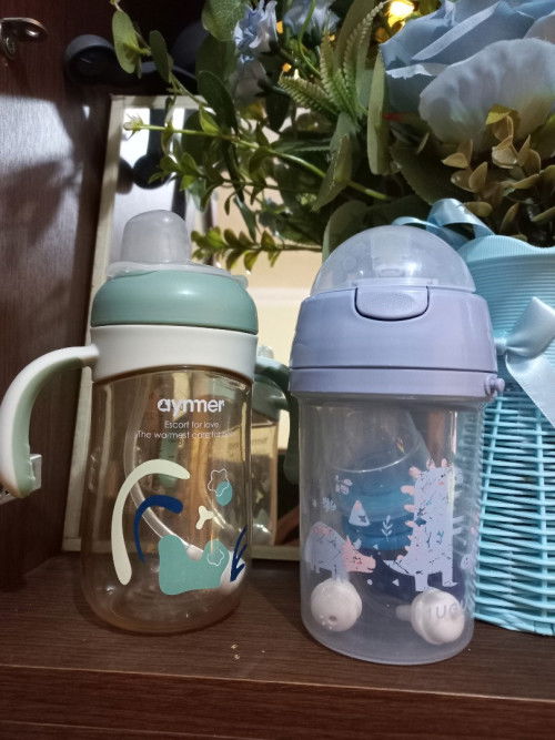 Hibah Botol Minum Anak