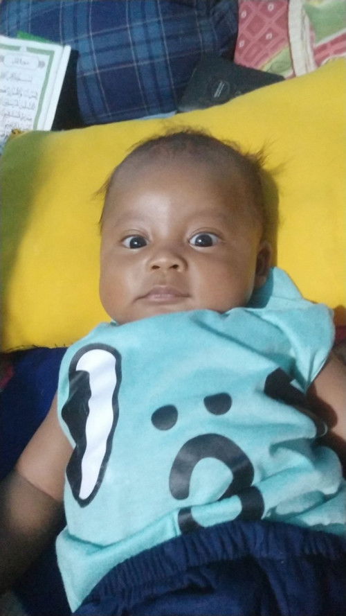 bun ada yg juga ngalamin gk sih anak gk mau asi maunx ngisap tangan trs, biasanya sampai kapan gkgtu