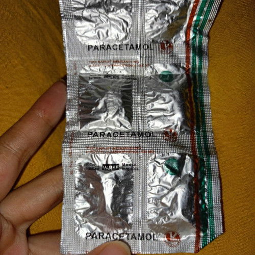 lg hamil usia 4mggu,uda usg baik2 aja, esoknya tiba2 demam naik trun pnas nya kira2 minum ini aman g