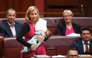 𝐒𝐚𝐨 𝐜𝐨𝐧 𝐥𝐚̣𝐢 𝐛𝐚́𝐦 𝐦𝐞̣ 𝐭𝐡𝐞̂́? 𝐒𝐚𝐨 𝐧𝐠𝐮̉ 𝐩𝐡𝐚̉𝐢 𝐜𝐨́ 𝐦𝐞̣?