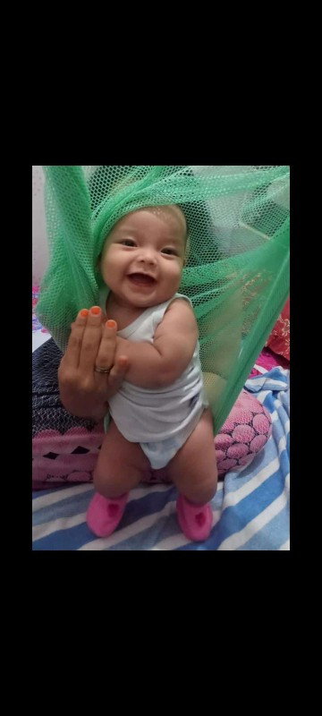Bayi 4 bulan