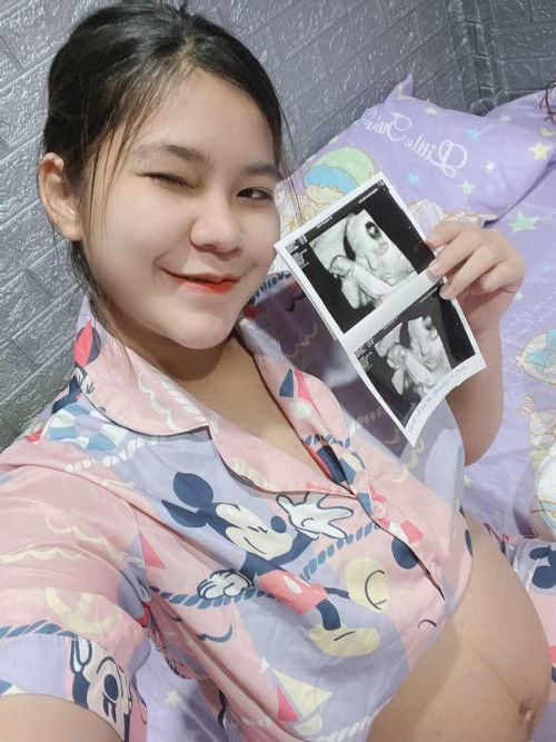 ช่วยคิดชื่อเล่นลูกสาวน่อยค่ะ