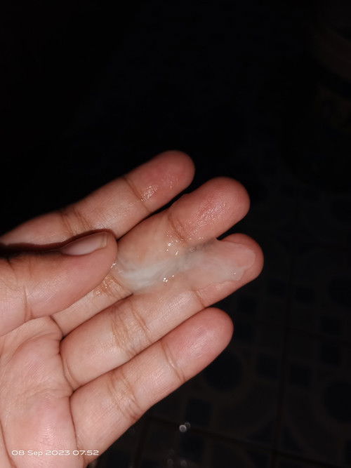 Mohon bantu jawab bunda,maaf jorok nggih,,