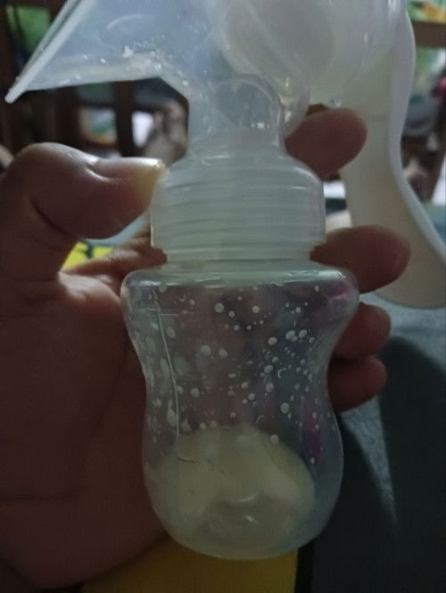 Breast pump. Konti Lang nakukuha