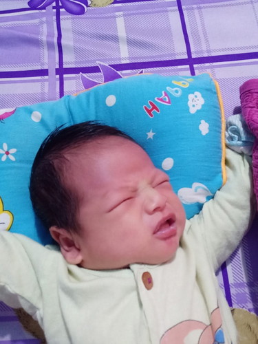 Mỗi lần ngủ dậy anh ấy mệt vươn vai đó các con vợ ạ chàng trai 2/9
