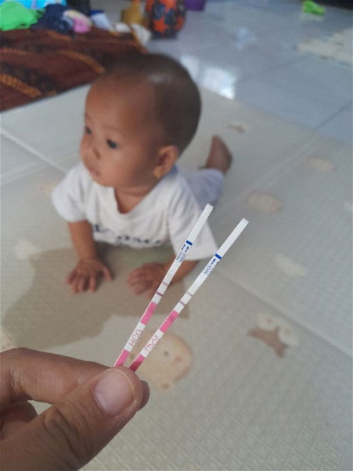 Kuat-kuatin dong moms.. 🥲