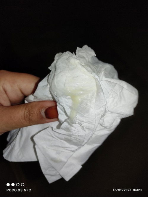 Maaf kalo jorok ya bun. Bantu Jawab 🙏🏻. Lendir tanda bersalin atau keputihan.