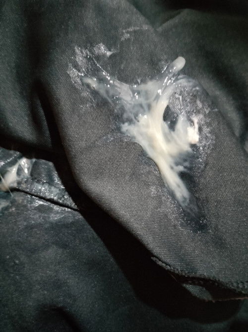 มีเมือกแบบนี้ออกมาจำนวนมาก