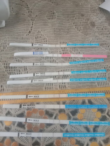 Bun mohon dijawab
Saya berkali kali testpack hasilnya positif, tapi di usg nggak kelihatan apa apa