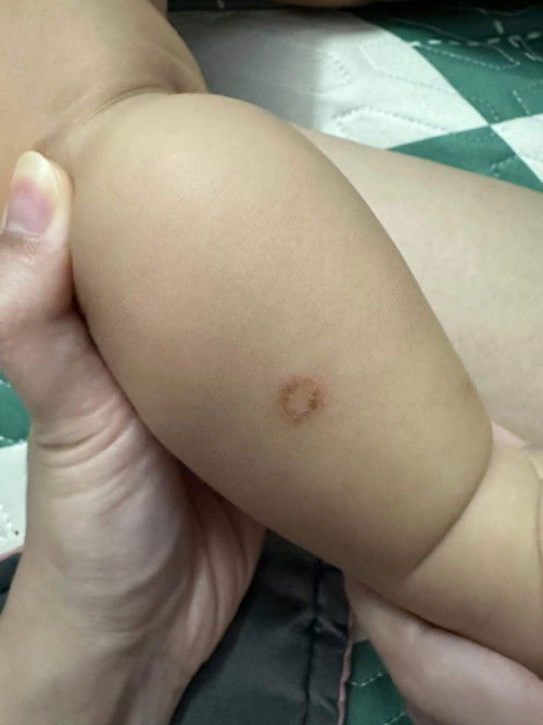 Các mom giúp e với ạ