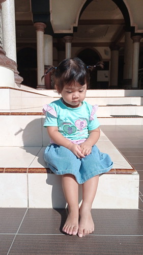 Anak pertamaku..