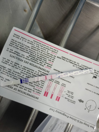 ท้อง3 อยากทราบคลอดบัตรทอง เสียเงินไหมคะ