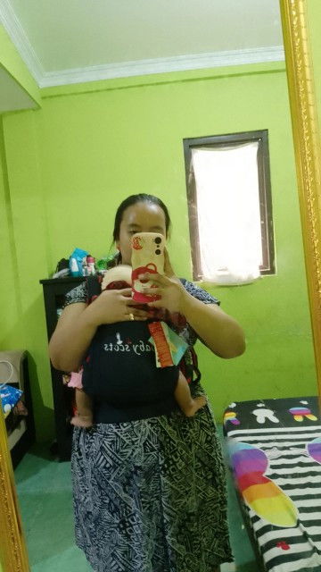 Gendongan m-shape babyscots