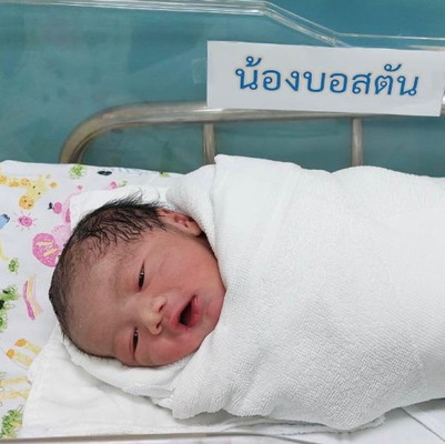 แอบแตกแล้วค้าบบบ
