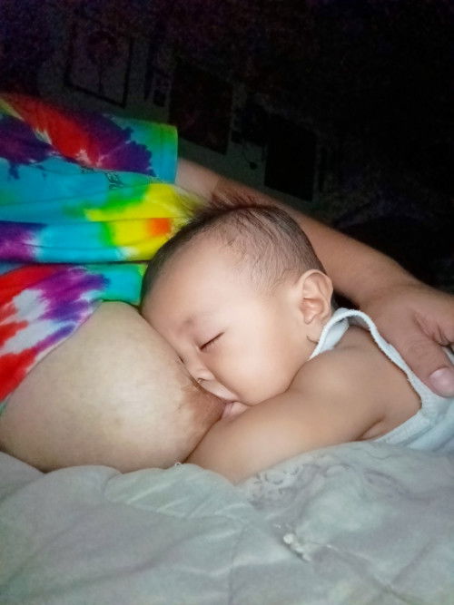 breastfeeding ❤️