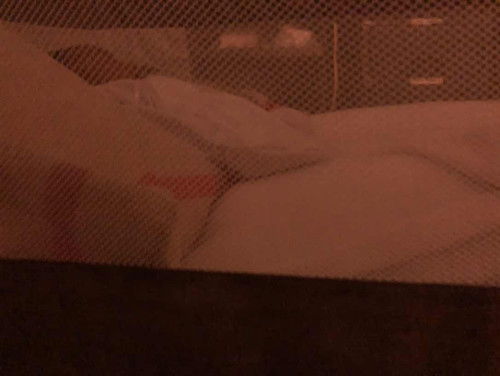 hiniga po ng ganito naka elevate okay lang po ba?