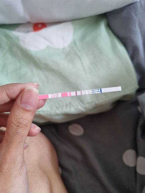 2 ขีดหลังแท้ง