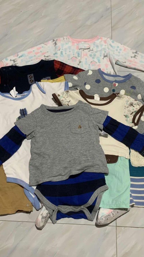 ปล่อยชุดลูกชาย   เซ็ท 12เดือน   6ตัว 129 รส