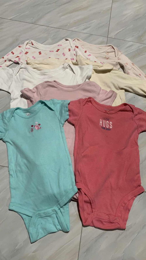 6-9เดือน   7ตัว  99 รส   ลูกสาว