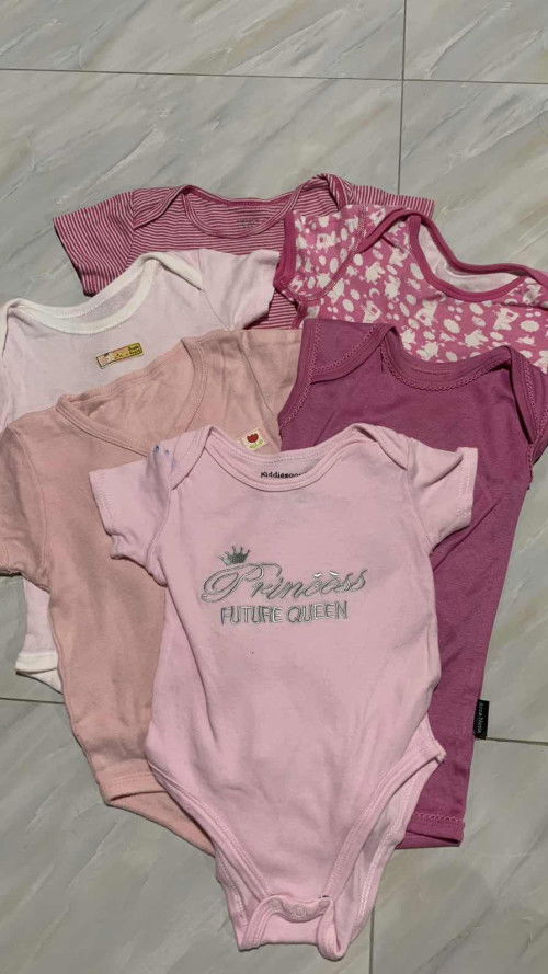 6-9 ลูกสาว  6ตัวม 89 รส