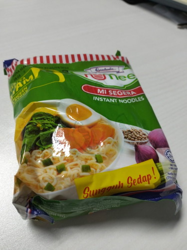 Makan maggi boleh kah?