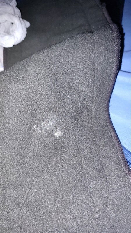 Serbuk putih dari pipis bayi