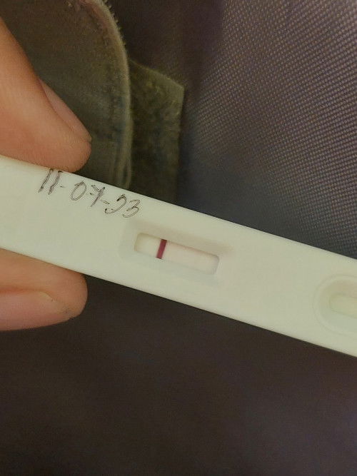 4 days delayed. First pt negative pero nung umaga may line tapos 2nd pt may line din positive na po?