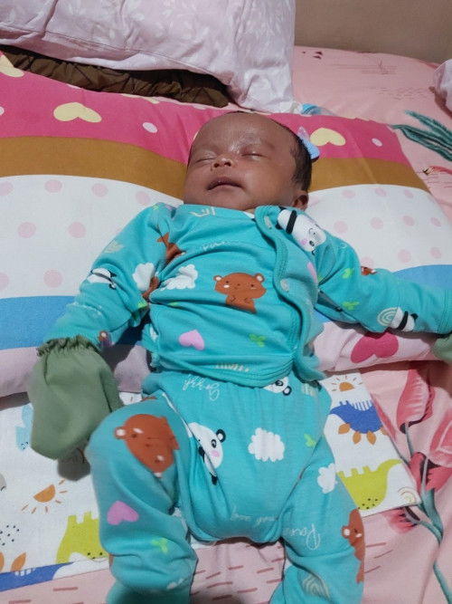 Apakah aman atau tdk bayi 1 bulan tdr seperti ini?