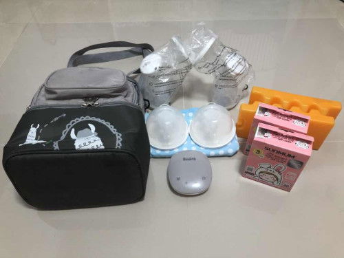 ส่งต่อชุดพร้อมปั๊มนม 1350.- รวมส่ง