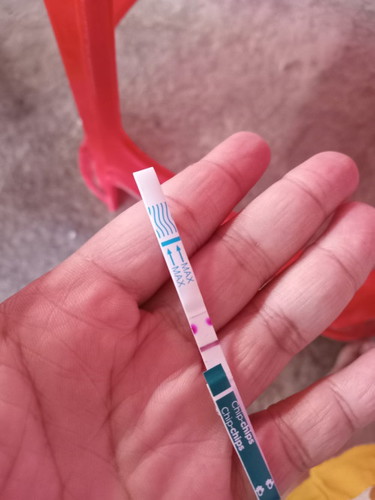 E co dah dau 2 ben viet muc may mom nhin ki dum e co vach mo k ak e moi thu saq nai