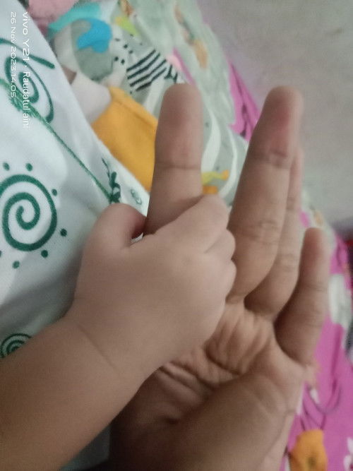 Bayi sekecil ini ada orang yang sirik ngirim² aneh²