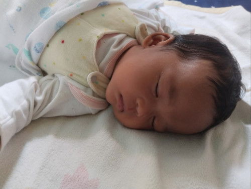 ลูกไม่ยอมถ่าย