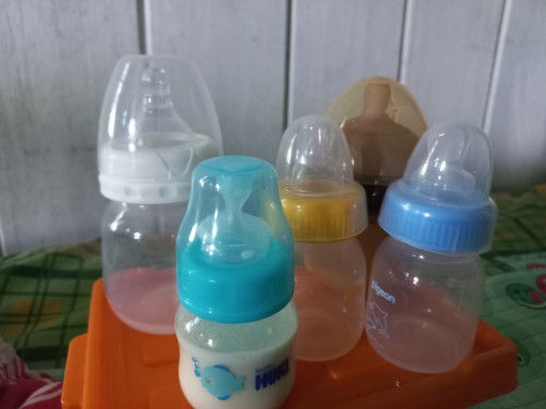 Bayi 2 bulan tidak mau susu botol