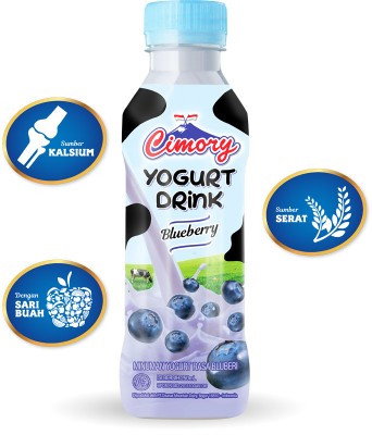 Minum Cimory yogurt drink