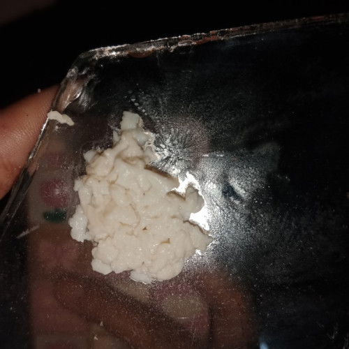 Keputihan yg berbentuk kya tahu putih yang dihancurin