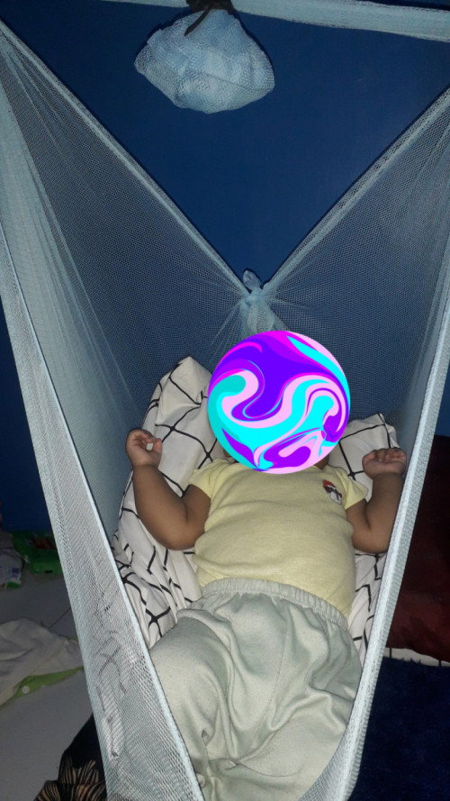 Bayi 3bulan 3hari tidur ayunan
