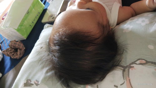 Baby digundul atau enggak?