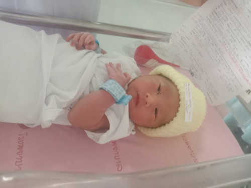 เเตกเเล้วค้าบบบบบ👶🏻 🎉
👶🏻ชื่อจริง: ธนัชกร คำเซ่ง
❤️ชื่อเล่น:น้องปูติน
เพศ : ชาย
เกิดปีนักษัตร :