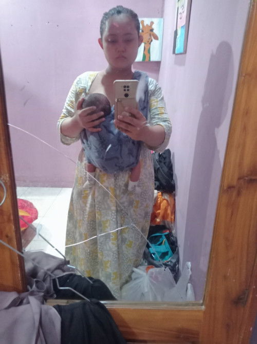 posisi gendong m shape