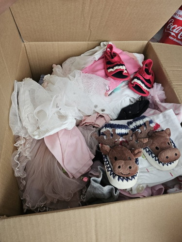 บริจาคเสื้อผ้า