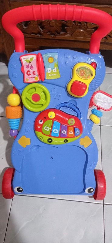 Preloved push walker sugar baby & bantal menyusui