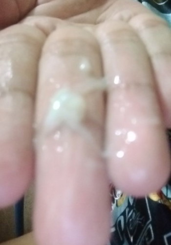 ถ้ามีแบบนี้ออกมา และปวดท้องนิดหน่อย ควรไปหาหมอไหมค่ะ ท้อง 33 สัปดาห์