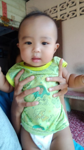 เด็กน้อยกับน้ำหนัก