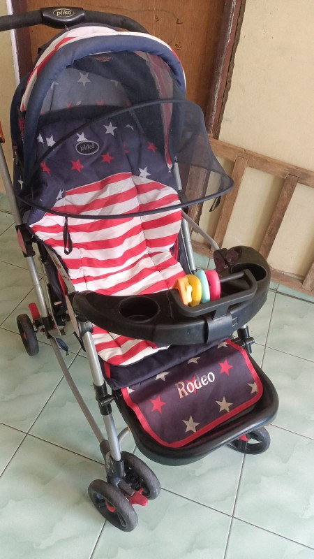 Stroller pliko