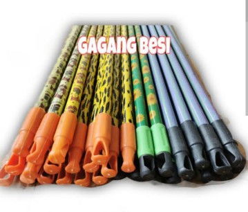 Hamil besar dipukul gagang sapu