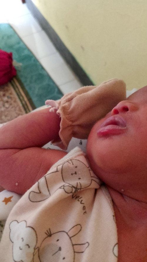 Bayi 4 hari